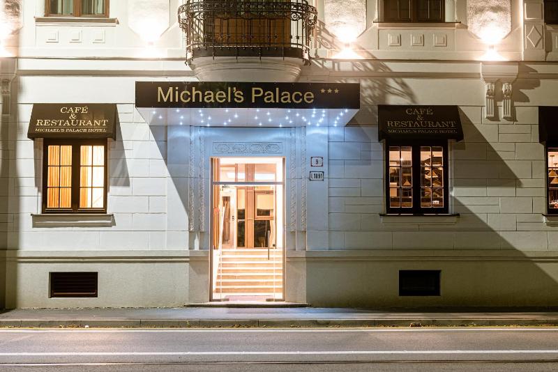Hotel Michael's Palace - image 11