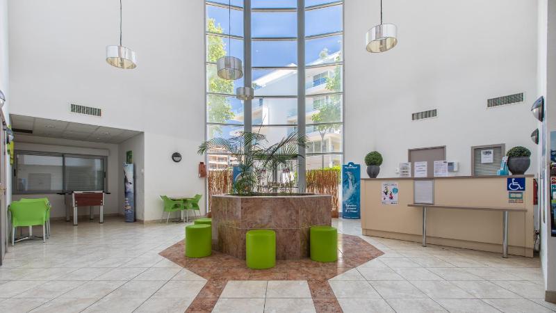 Vacanceole - Residence Le Crystal - image 22
