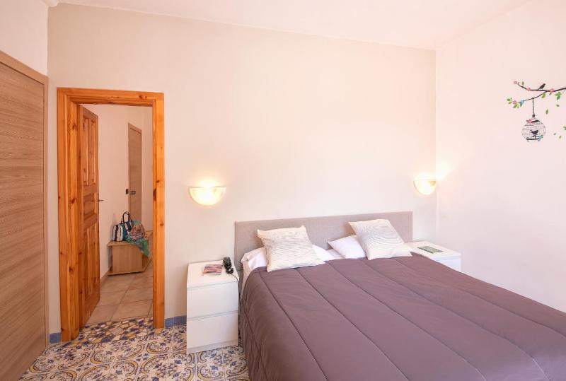 Double Room with Balcony image 3