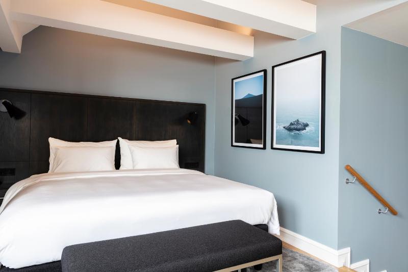 Suite image 2