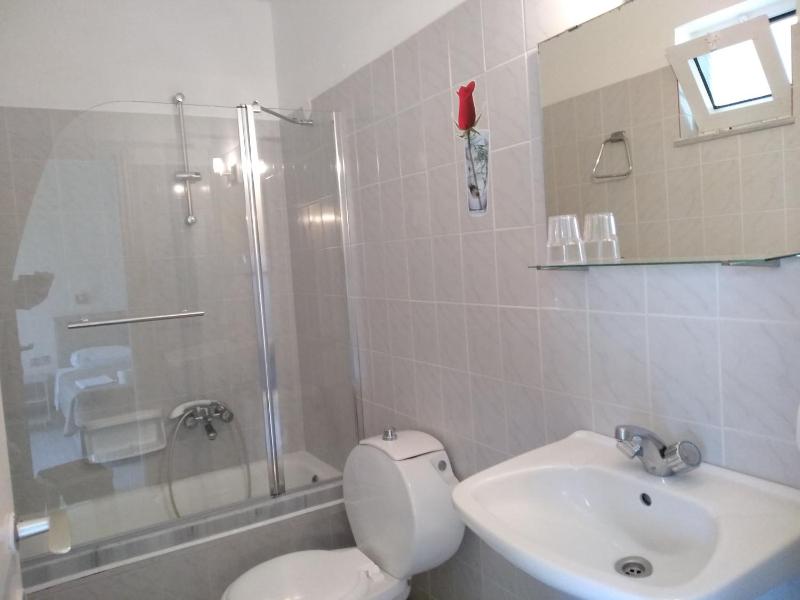 Standard Double Room image 4