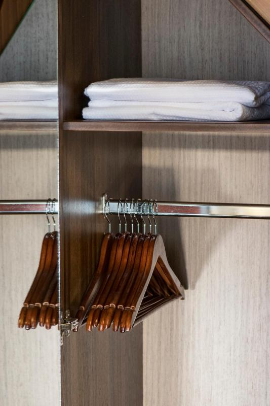 Deluxe Double Room image 4