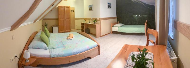 Double Room with Balcony (3 Adults) image 2