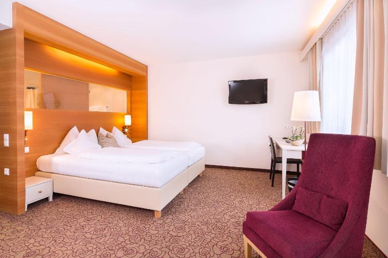 Premium Double or Twin Room image 1