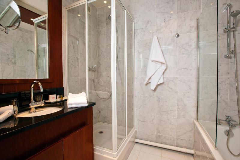 Prestige Suite (6 People + 1 Child) image 2