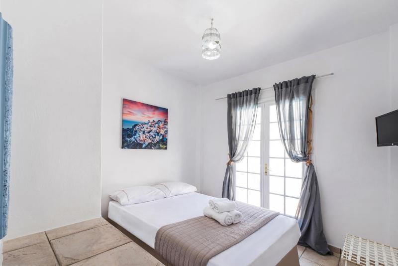 Deluxe Room image 1