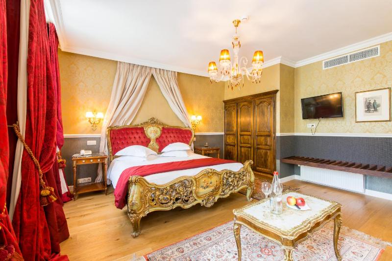 Boutique Hotel Die Swaene - image 1
