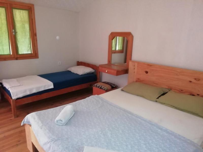 Superior Bungalow image 2