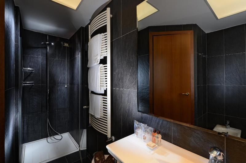 Junior Suite with San Marco View image 3