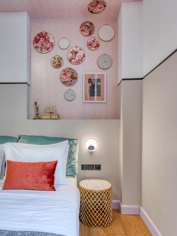 Double Room image 3