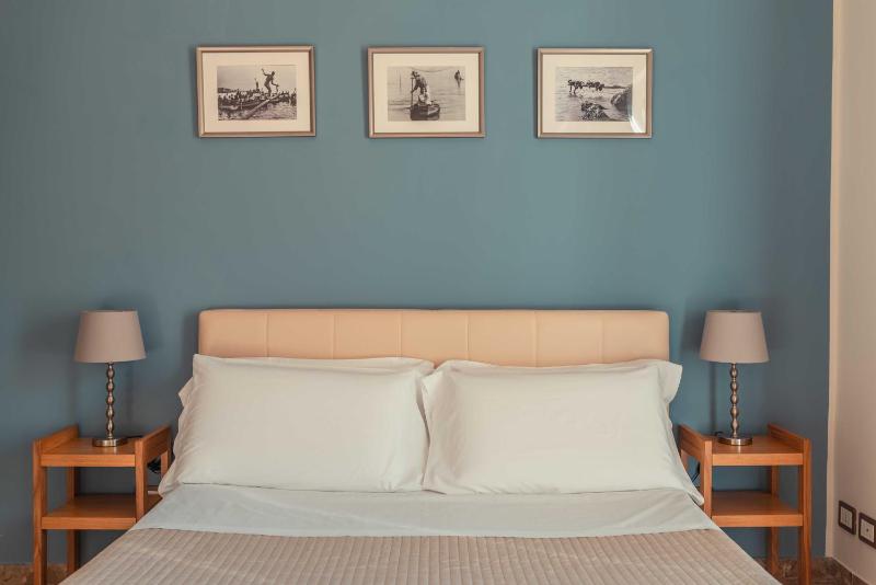 Double Room with Balcony image 4