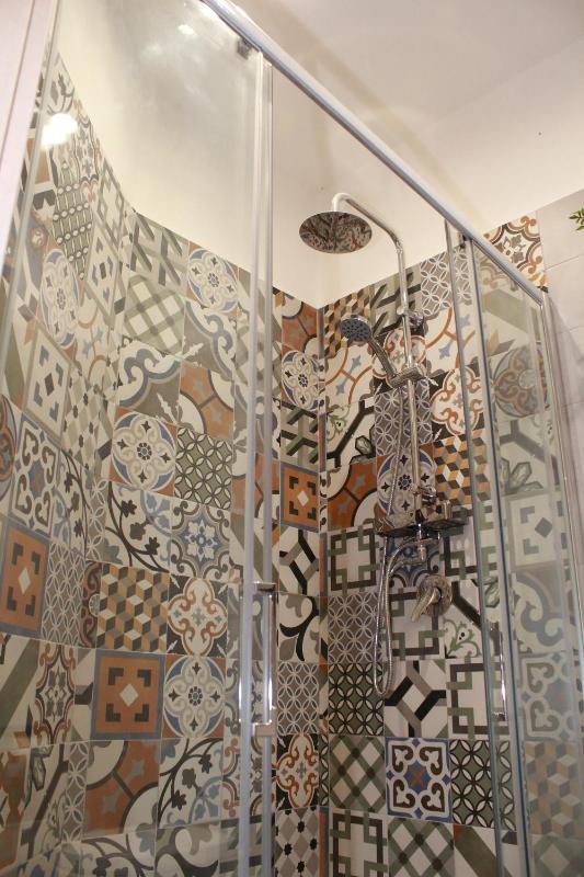 Double Room with Private Bathroom image 2