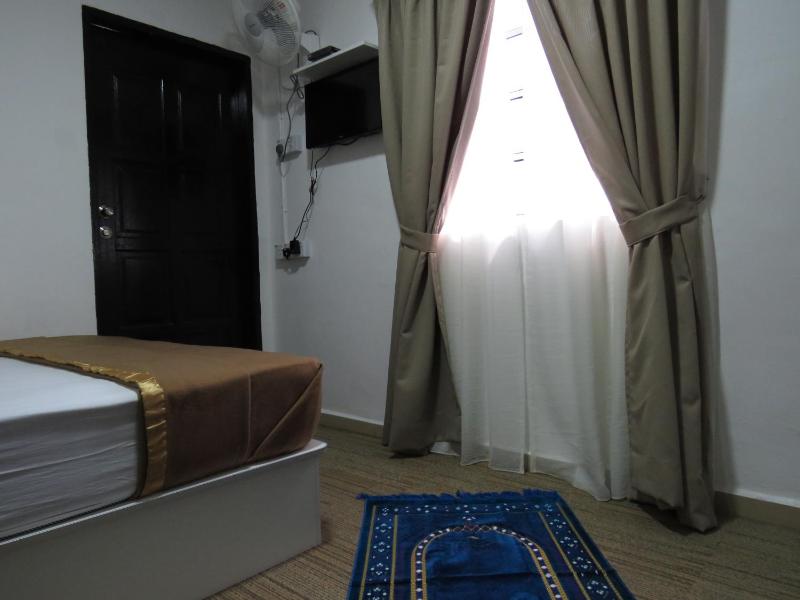 Darulmakmur Chalet - image 18