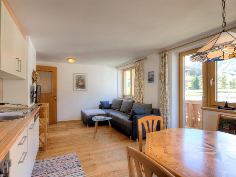 Two-Bedroom Apartment with Balcony image 2