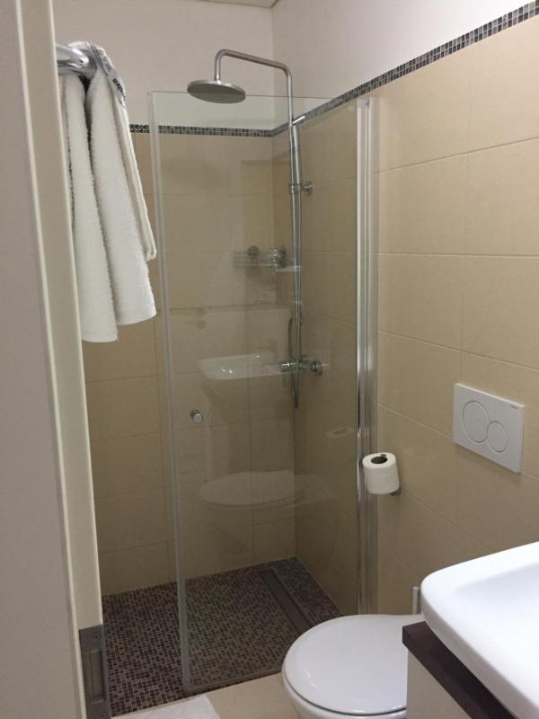 Double Room image 2