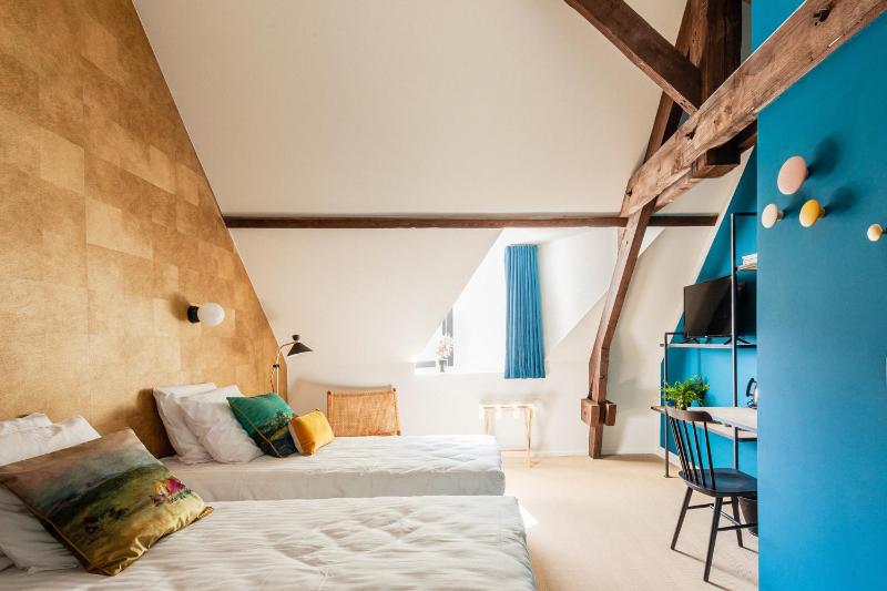 Double or Twin Room image 3