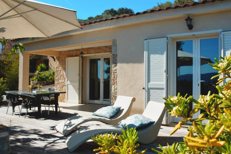Superior Villa image 1