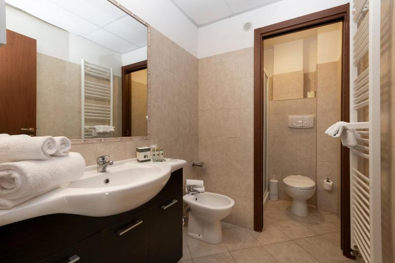 Superior Apartment image 2
