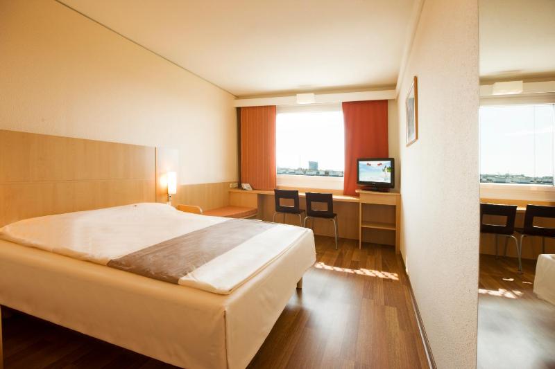 Ibis Wien Messe - image 5