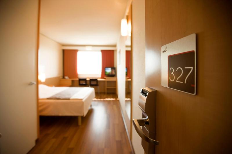 Ibis Wien Messe - image 15