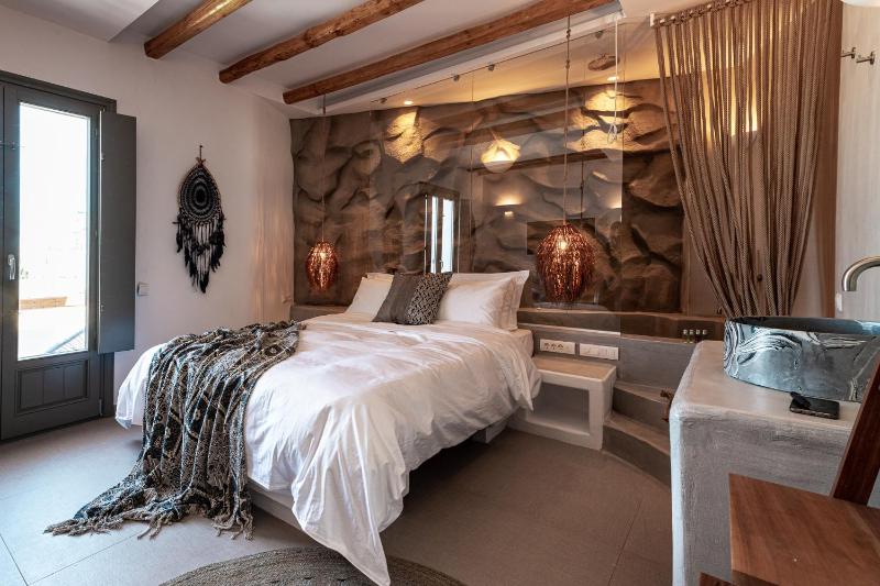 Bohemian Spa Suite Sea View image 1