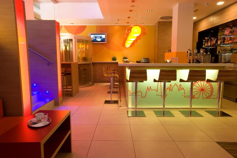 Ibis Wien Messe - image 14
