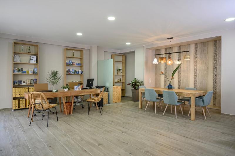Minaret Suites and Apartments - image 4
