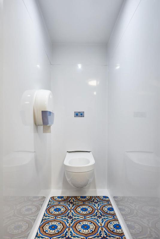 Tandem Room (2 Adults) image 2