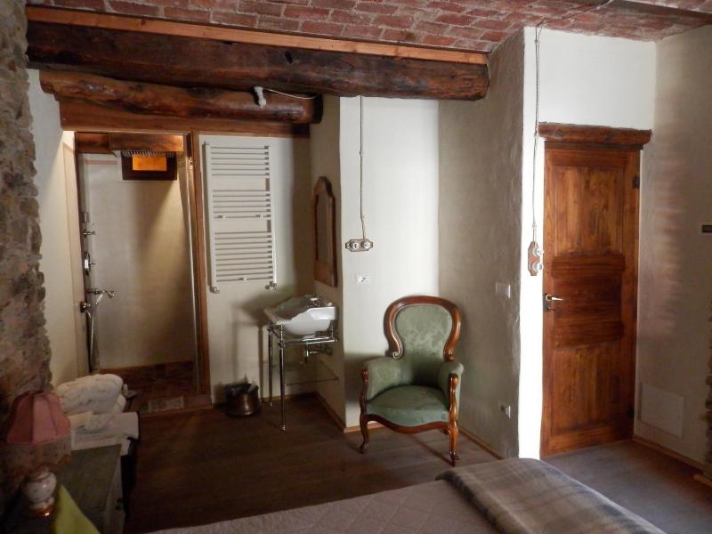 Apartment image 3