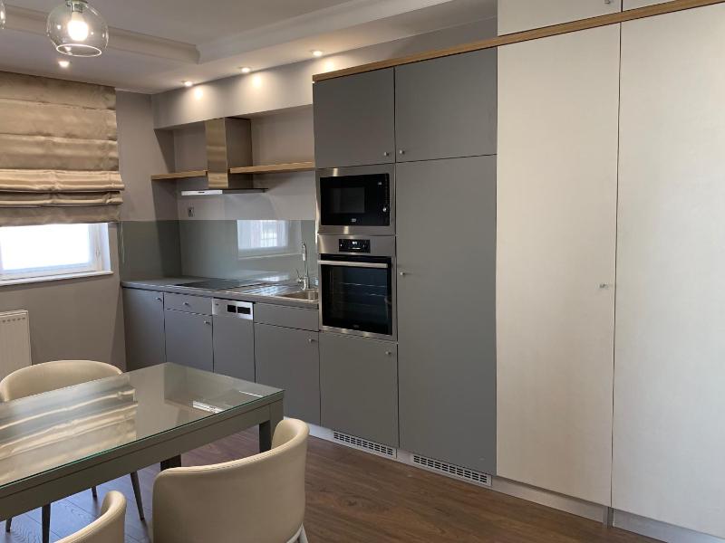 Deluxe Apartment image 2