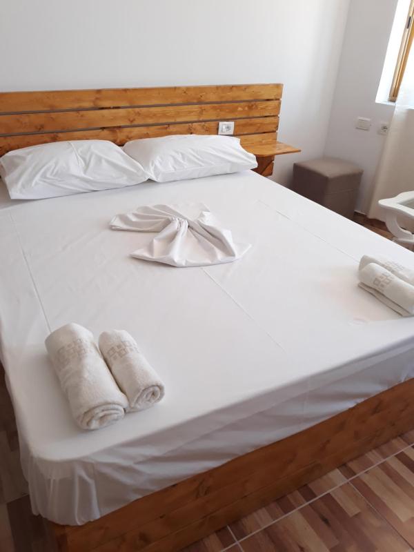 Triple Room with View image 2