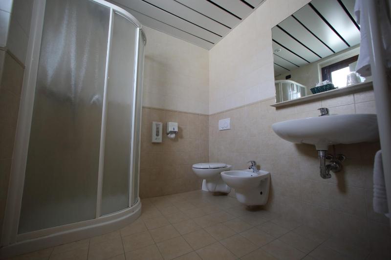 Triple Room image 4