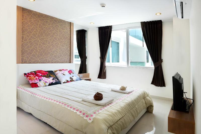 Amazon Residence Unit B1-217 - image 21