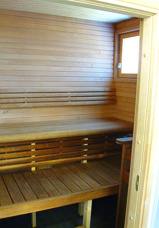 One-Bedroom Apartment with Sauna image 2