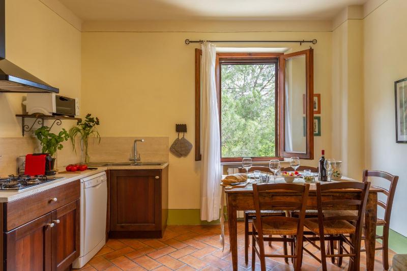 Two-Bedroom Apartment (5 Adults) image 3