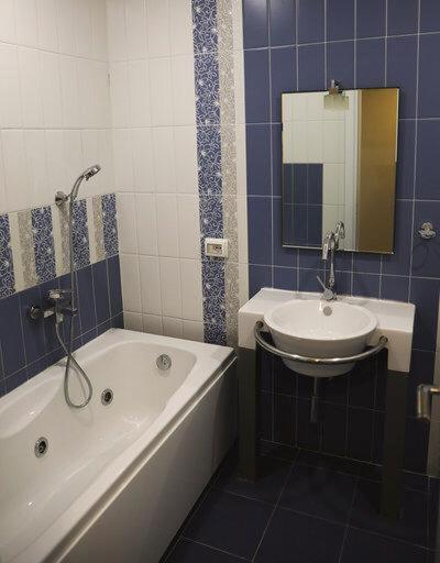 Double or Twin Room with Extra Bed image 4