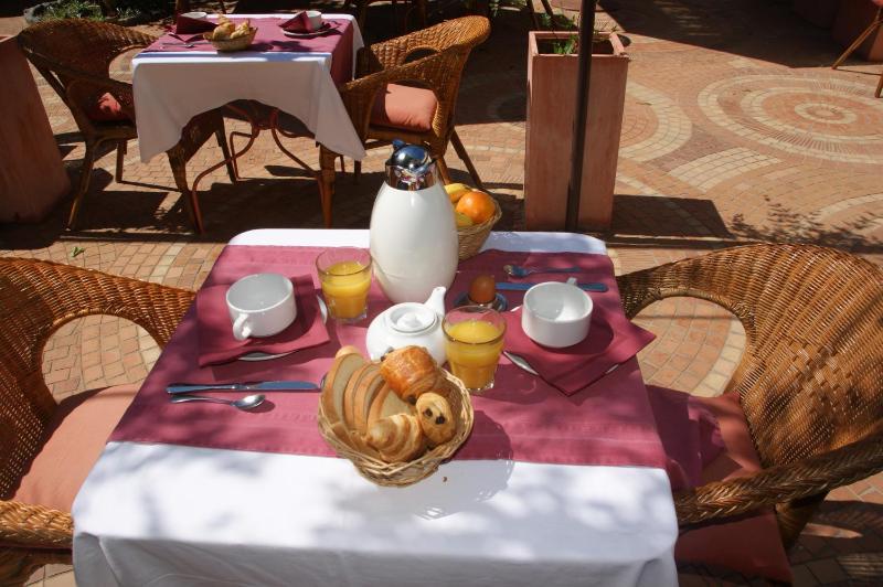 Auberge des Glycines - image 31