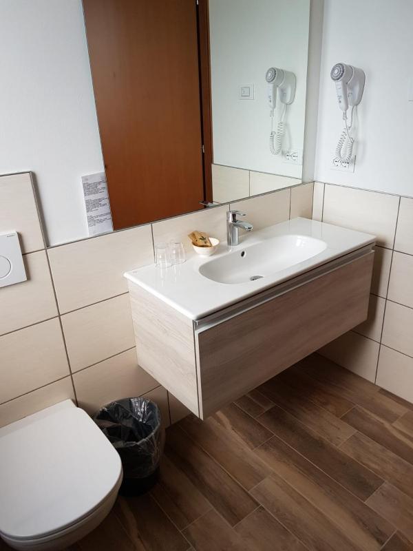 Superior Double Room image 3