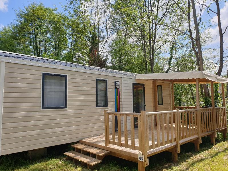 Mobile Home image 3