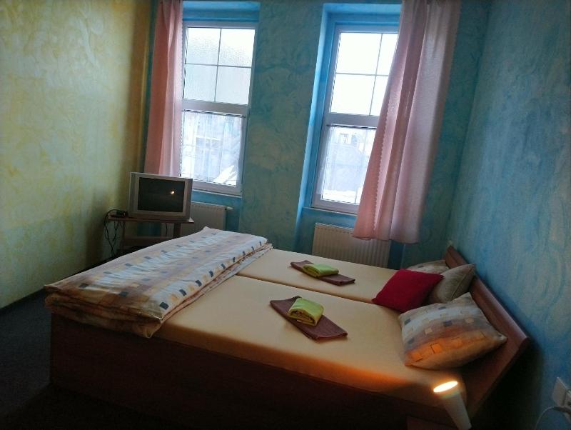 Quadruple Room image 4