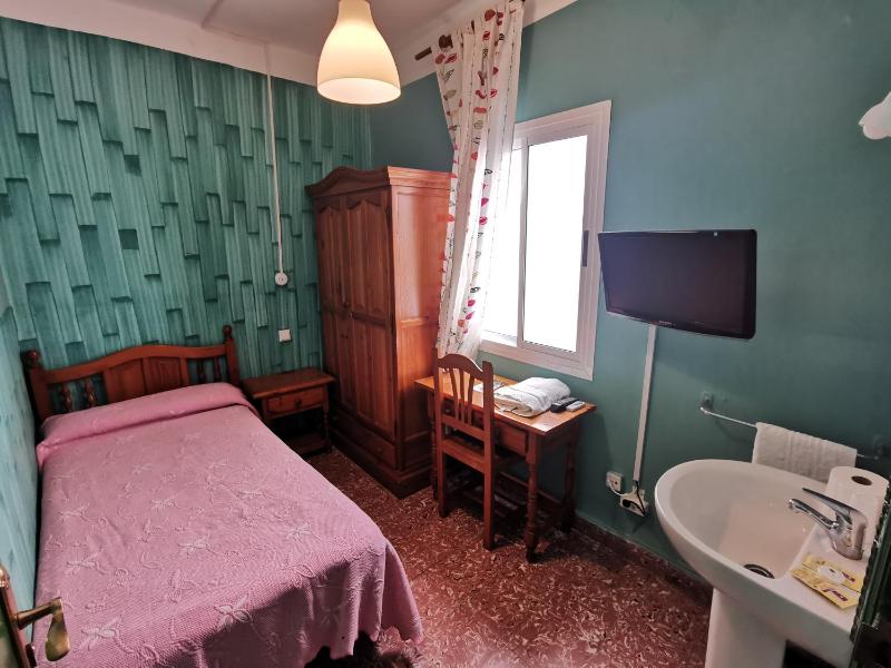 Hostal Doña Carmen - image 8