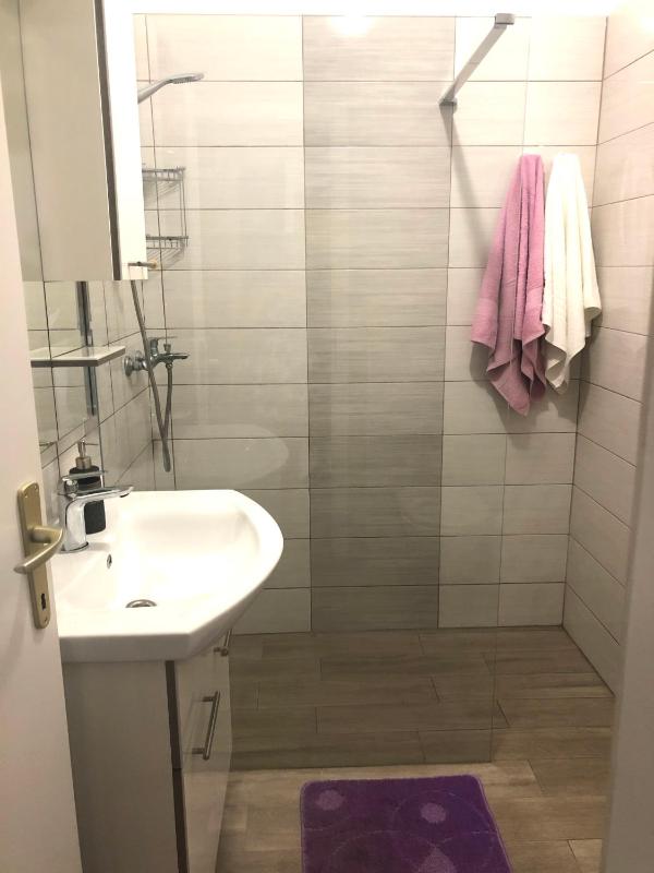 Double Room with Terrace and Sea View   image 4
