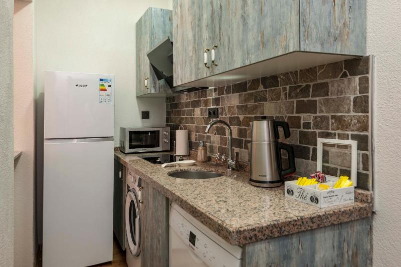 Two-Bedroom Apartment image 4