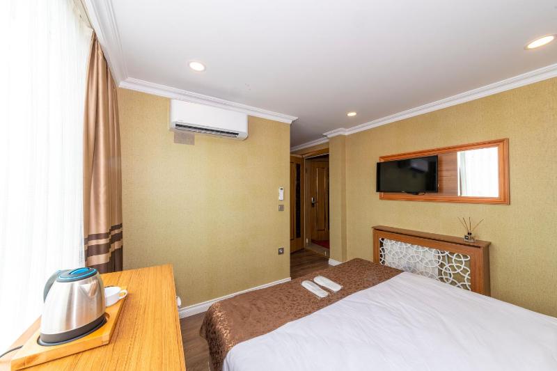 Golden Sand Hotel - image 8