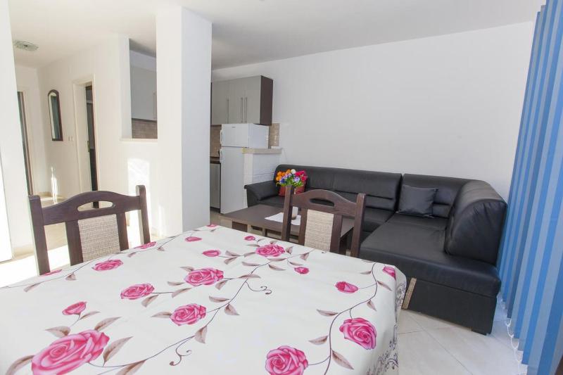 Two-Bedroom Apartment with Terrace image 3