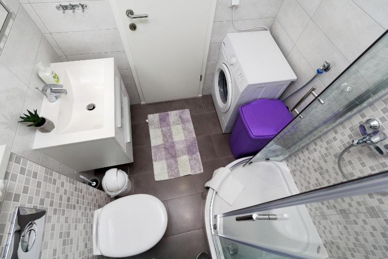 One-Bedroom Apartment with Balcony image 3