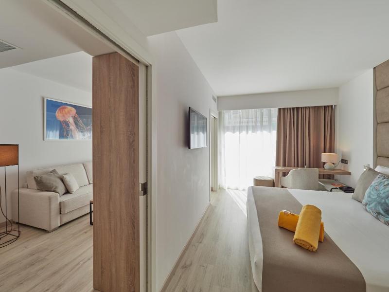 Junior Suite image 3
