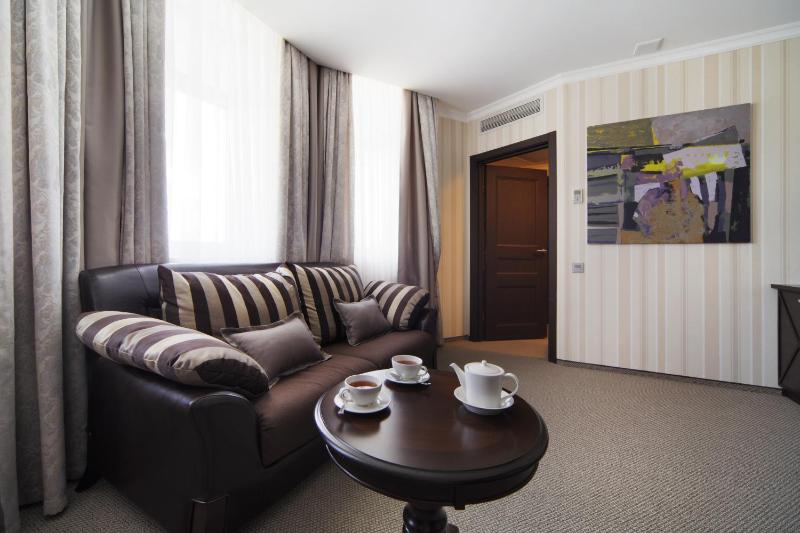 Junior Suite image 2