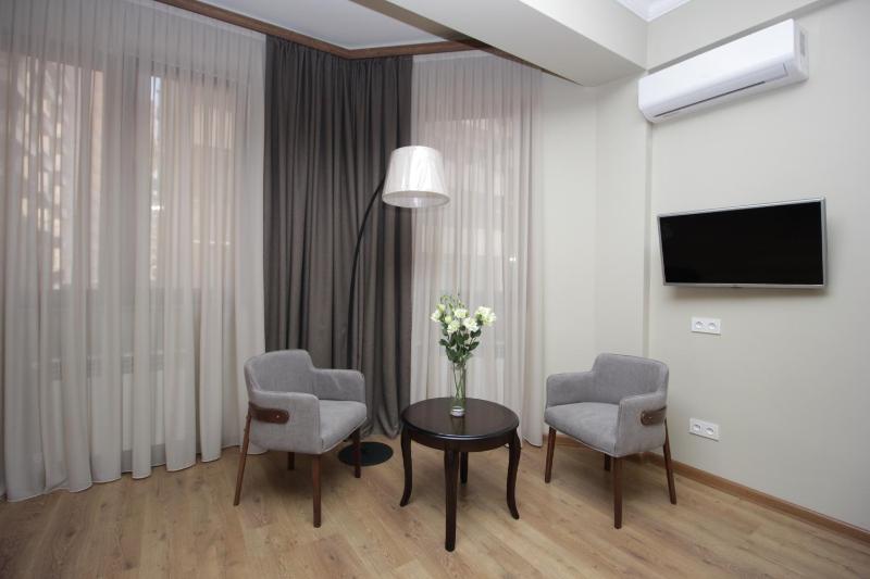 Superior Double Room image 4
