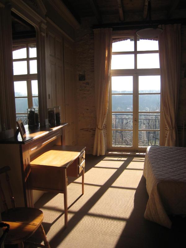 Standard Double Room image 4